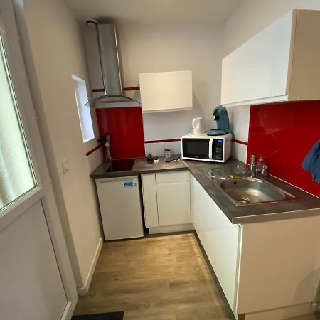Les Coquelicots Wifi Apartment Troyes Ngoại thất bức ảnh