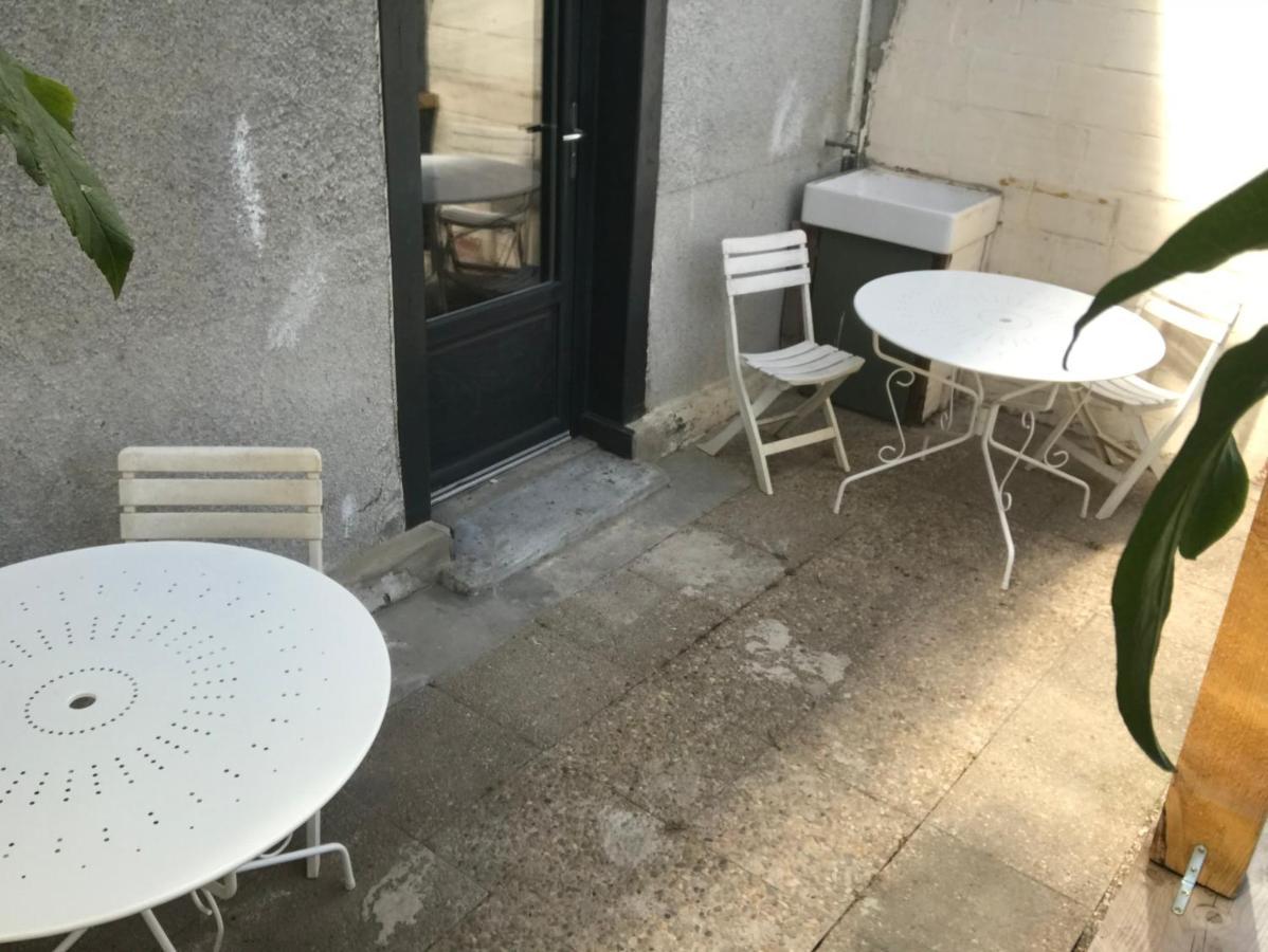 Les Coquelicots Wifi Apartment Troyes Ngoại thất bức ảnh